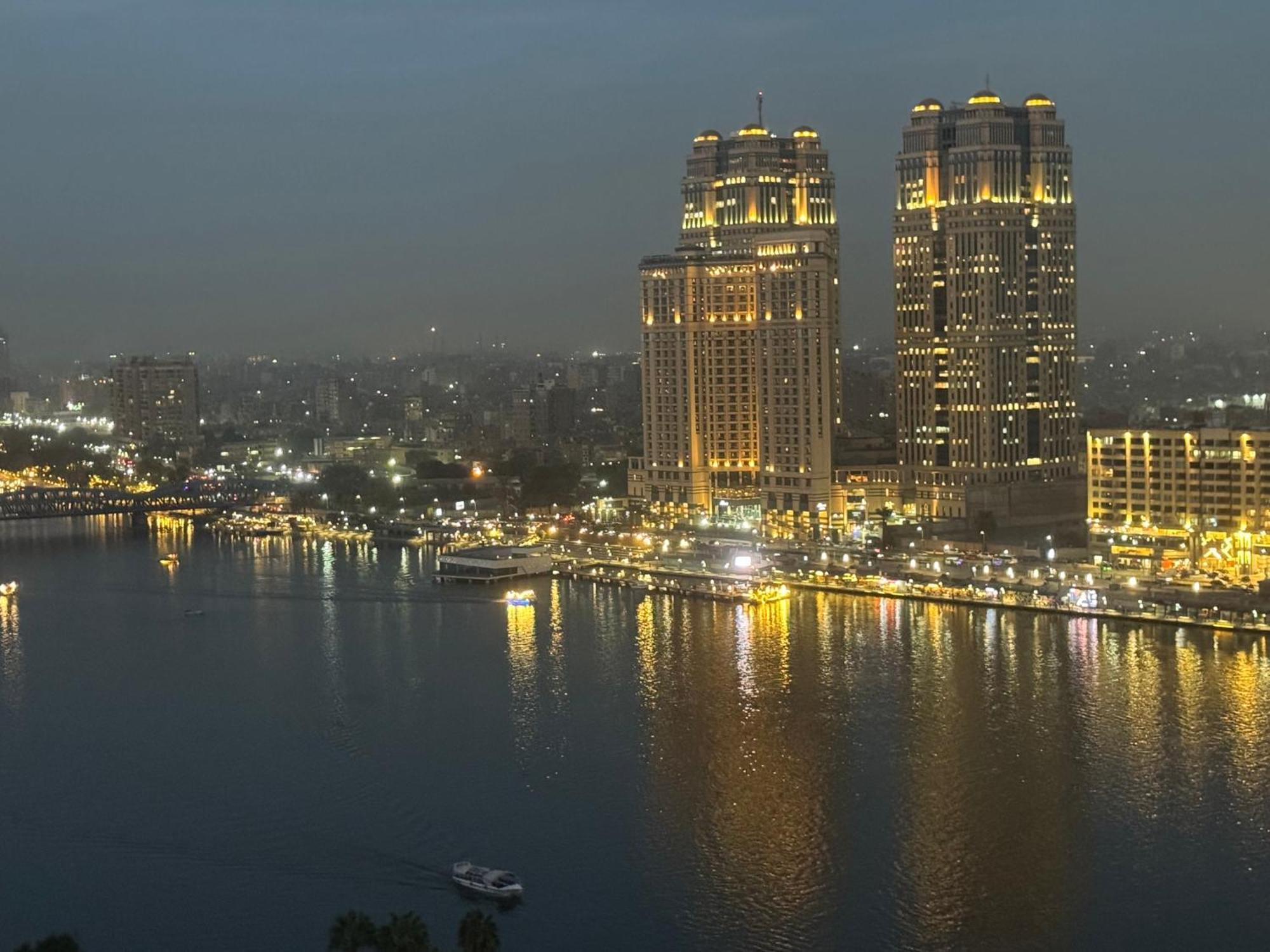Apartment Nile Window Of *